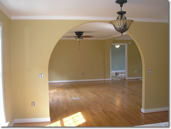 Chesterfield Estate rancher interior view