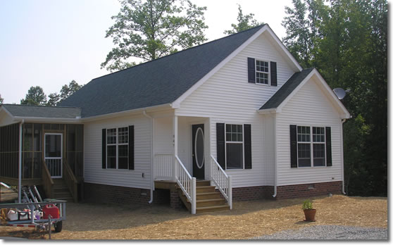 Cumberland Custom Rancher, front view
